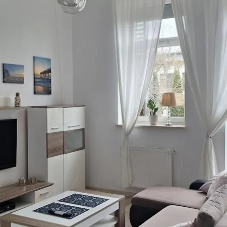 Apartament Marcelo Kolobrzeg - Podczele Exterior photo